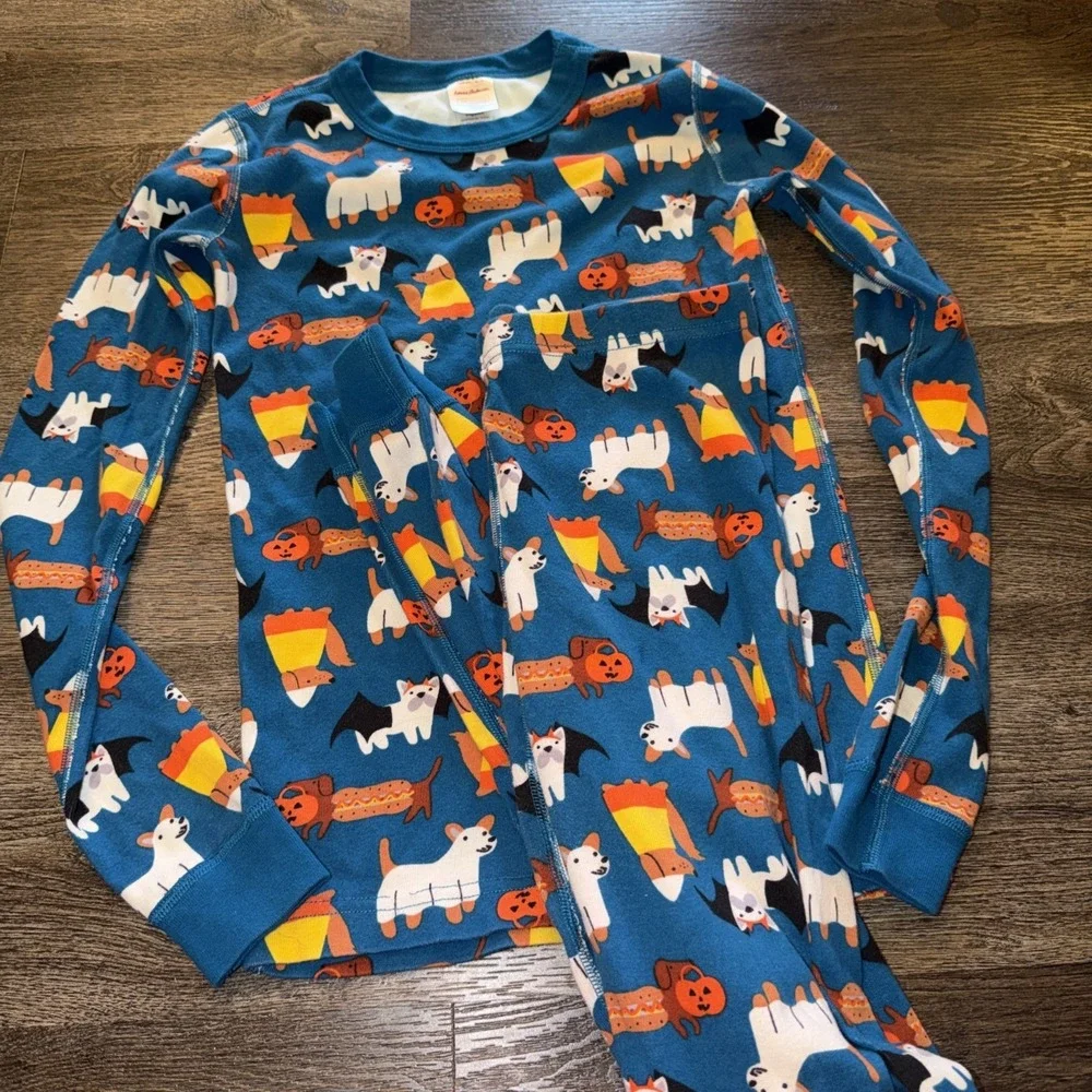 Hanna Andersson PJ Set Kids Size 14. Dogs as Halloween Candy.  Blue. Unisex